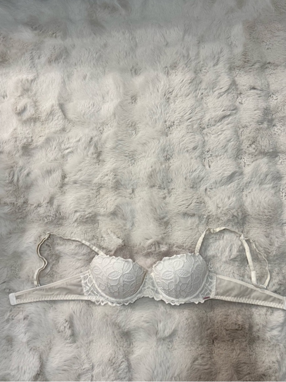 Victoria’s Secret White Floral Lace Demi Bra